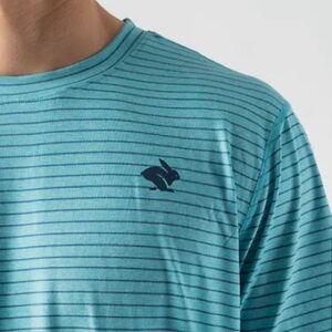 Rabbit On The Go Tee - Fleet Feet Exclusive